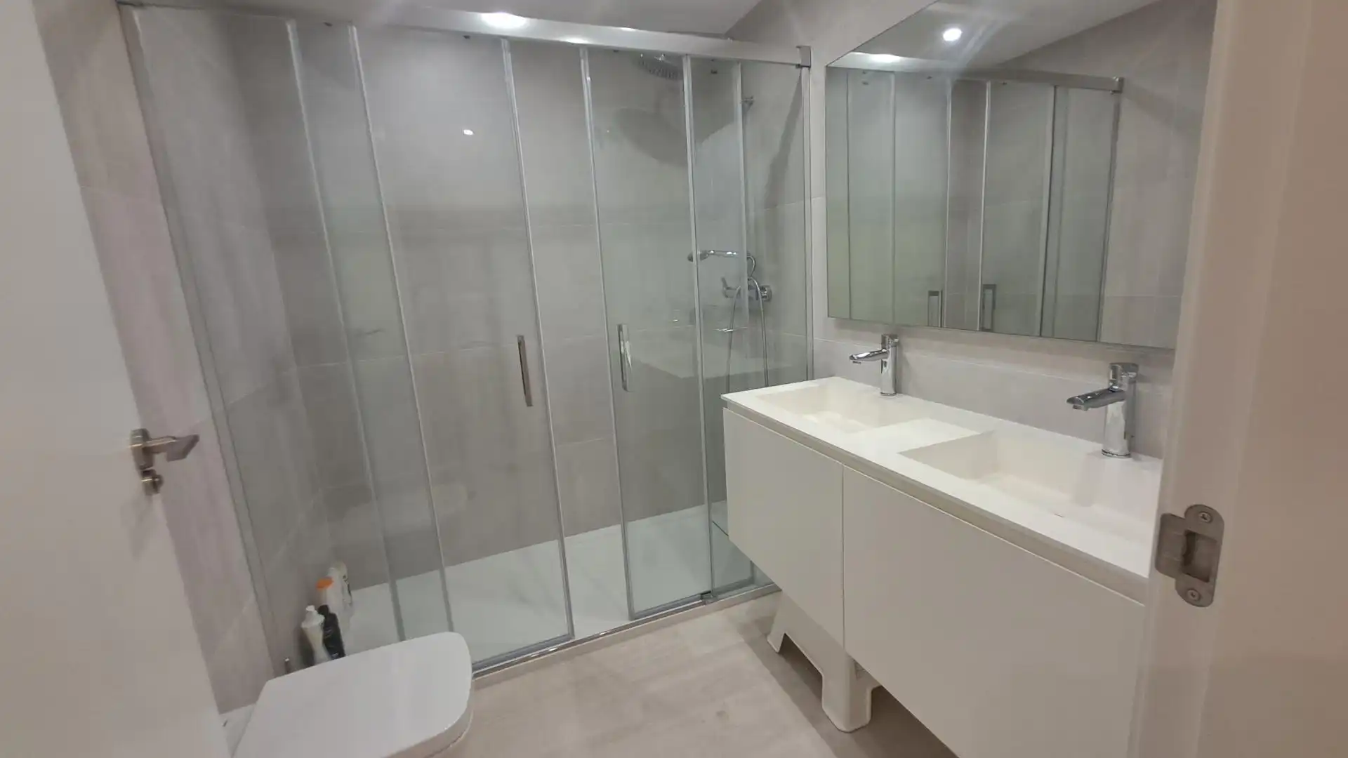 Piso en  Avenida del Ejército 11 - Foto 17