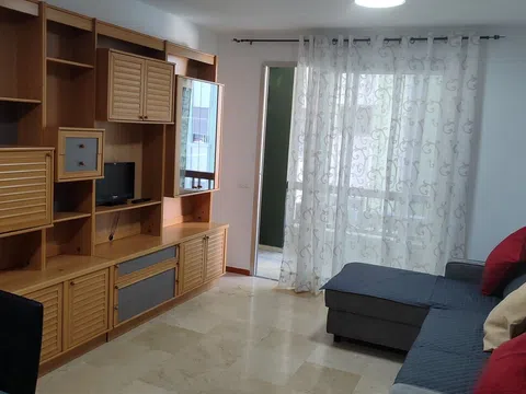 Piso en Heliodoro Rodríguez López, 6