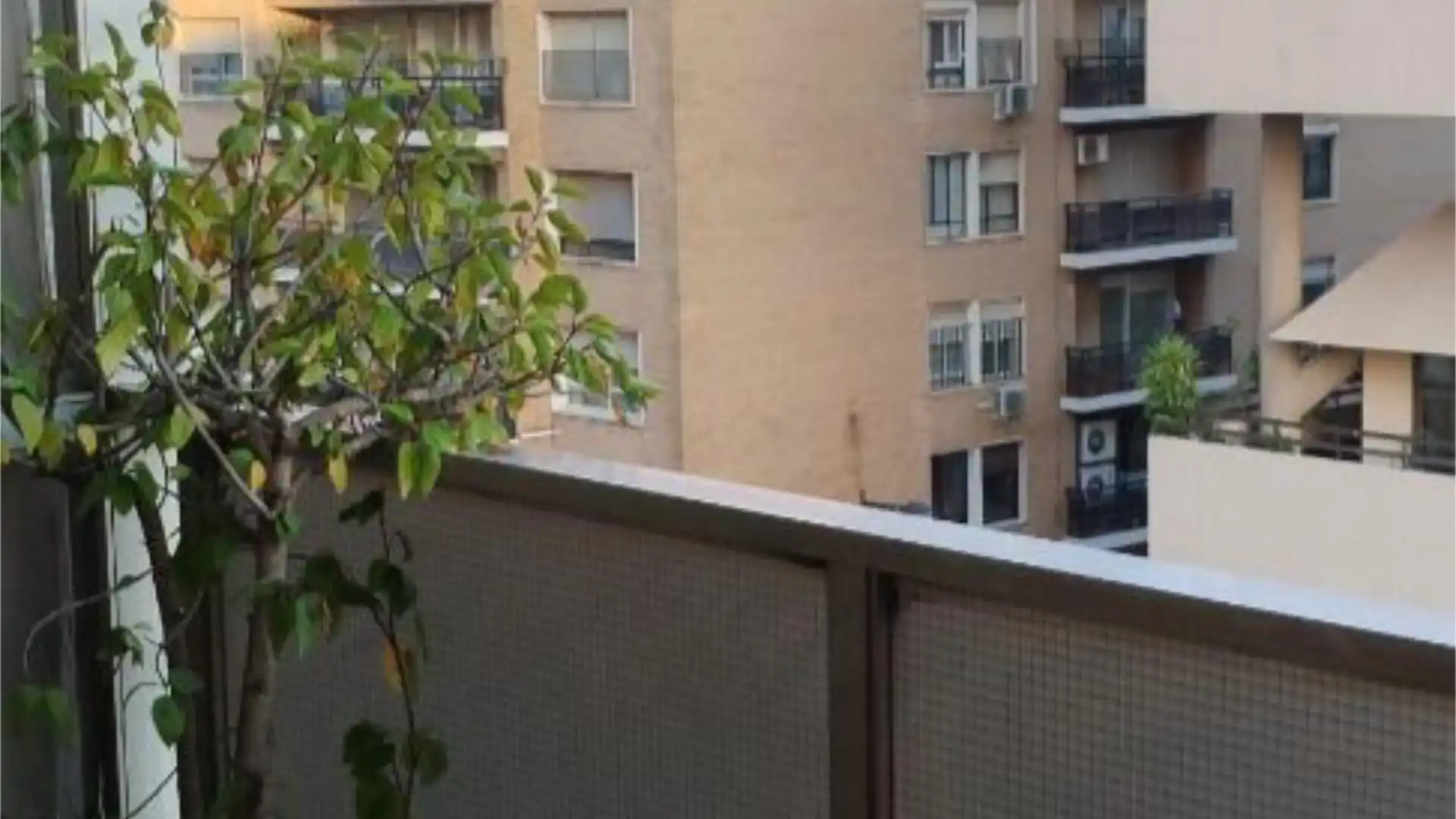 Piso en  Avenida de la República Argentina 52 - Foto 7