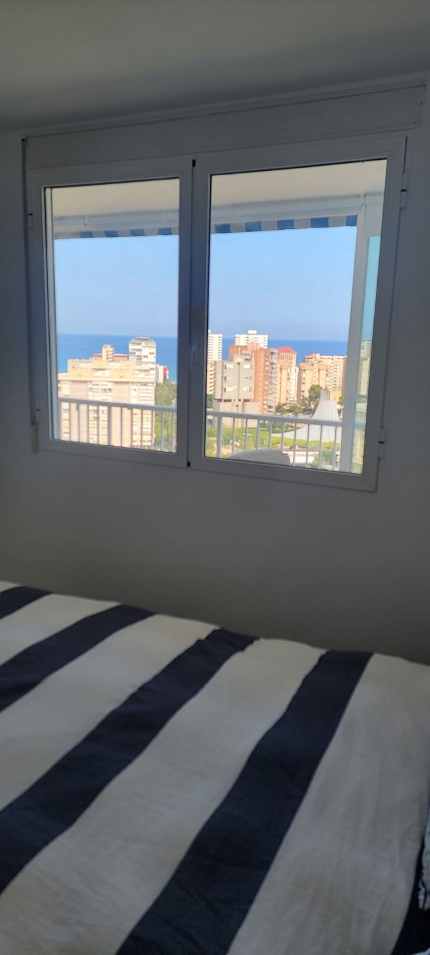 Piso en avenida Benidorm, 18 - Foto 10