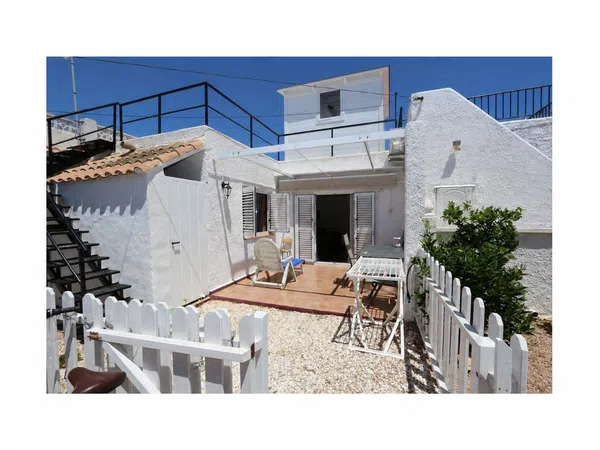Chalet adosado en Calle Salvador Dalí, 44, La Siesta - El Salado - Torreta - Foto 14
