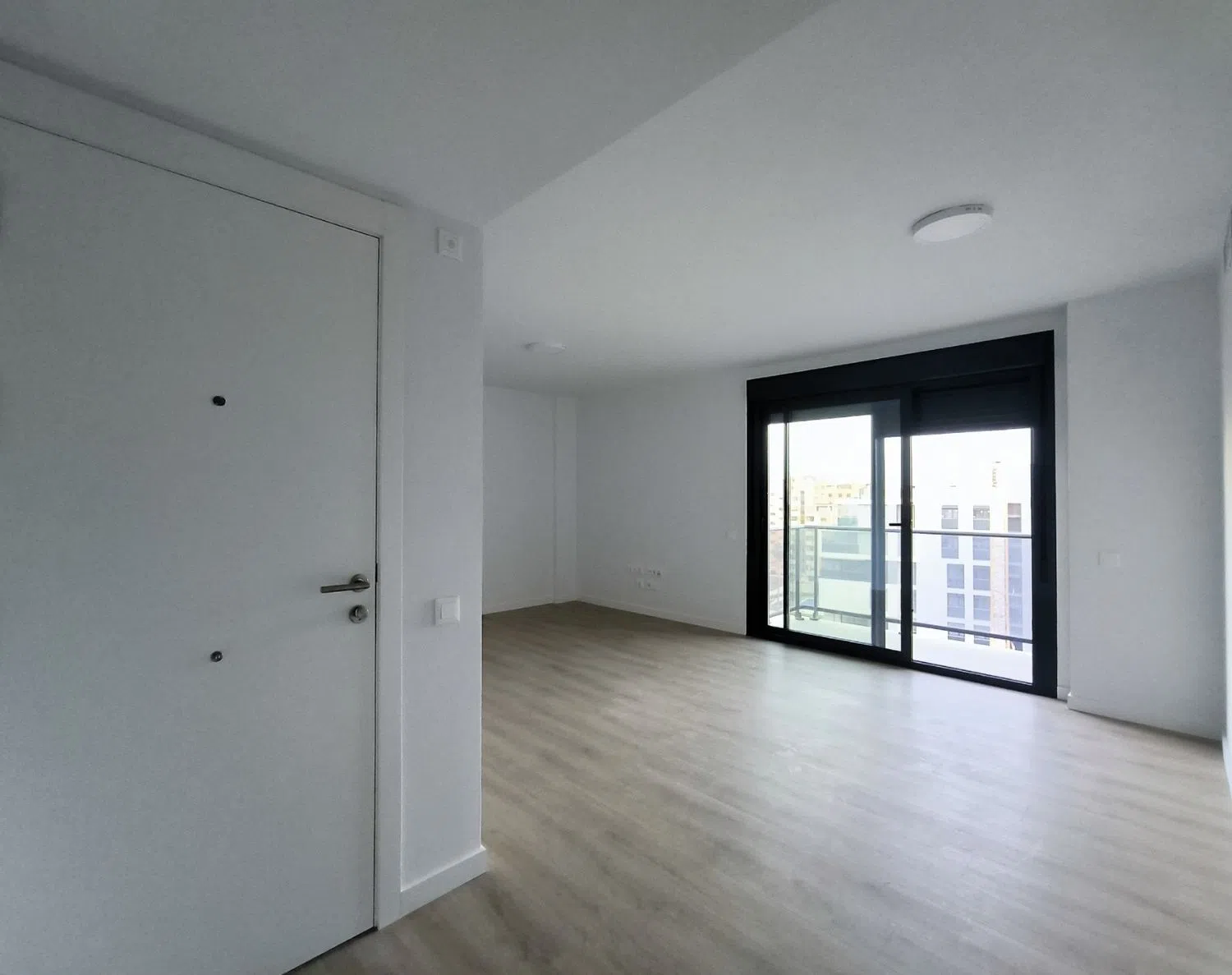 Piso en calle Juan Caturla Gosálvez, 2 - Foto 2