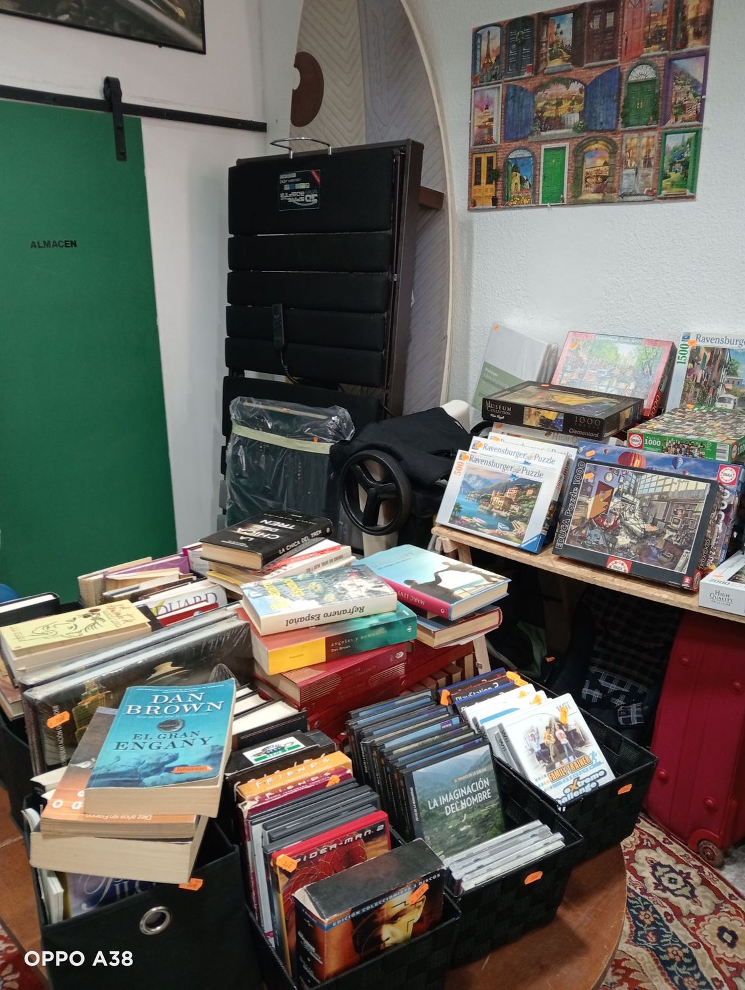 Tienda en traspaso en Calle Cap de Creus, 35 - Foto 4