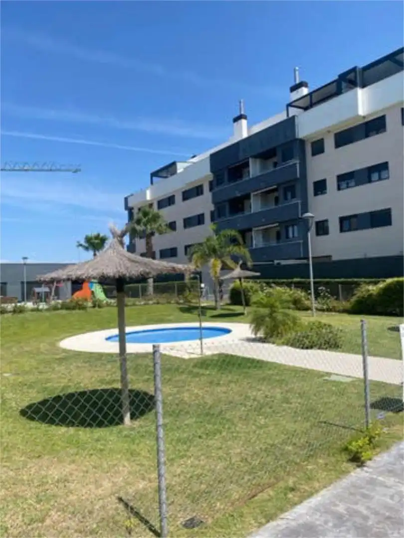 Apartamento en Centro Comercial paseo del Puerto - Foto 3