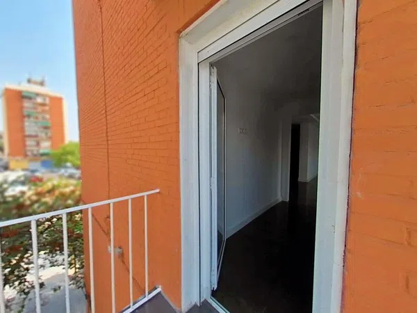 Piso en Barrio La Fontsanta - Foto 4