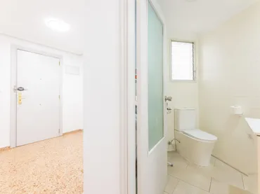 Piso en  Carrer de Yecla 19 - Foto 9