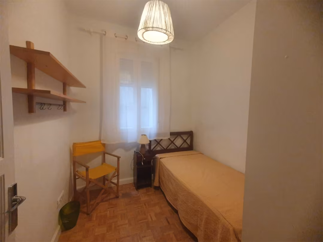 Piso en  Calle del Doce de Octubre 14 - Foto 14