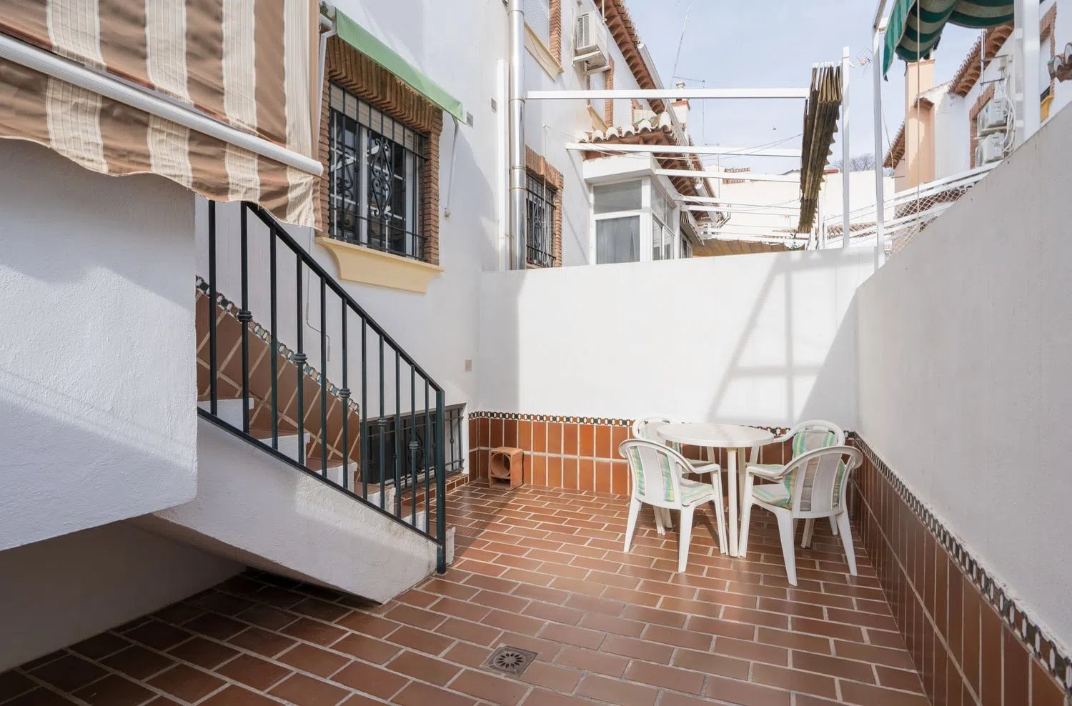 Chalet adosado en calle Magnolio, 29 - Foto 6