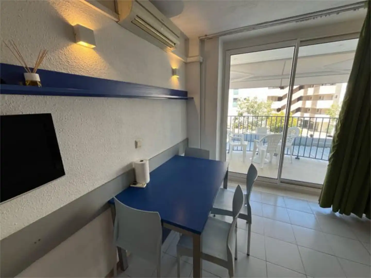 Piso en Carrer Vendrell - Foto 4