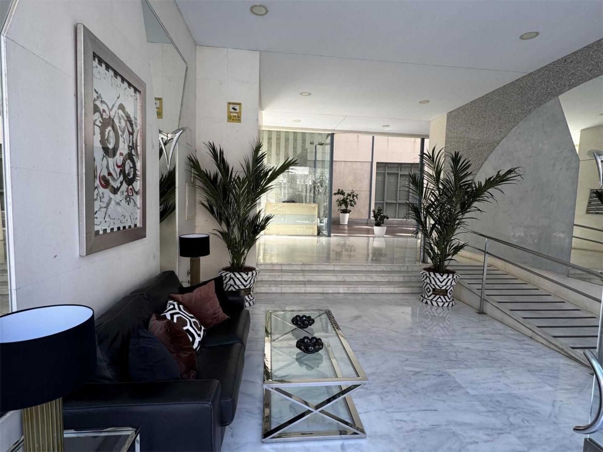 Piso en  Avenida de la Buhaira 23 - Foto 4