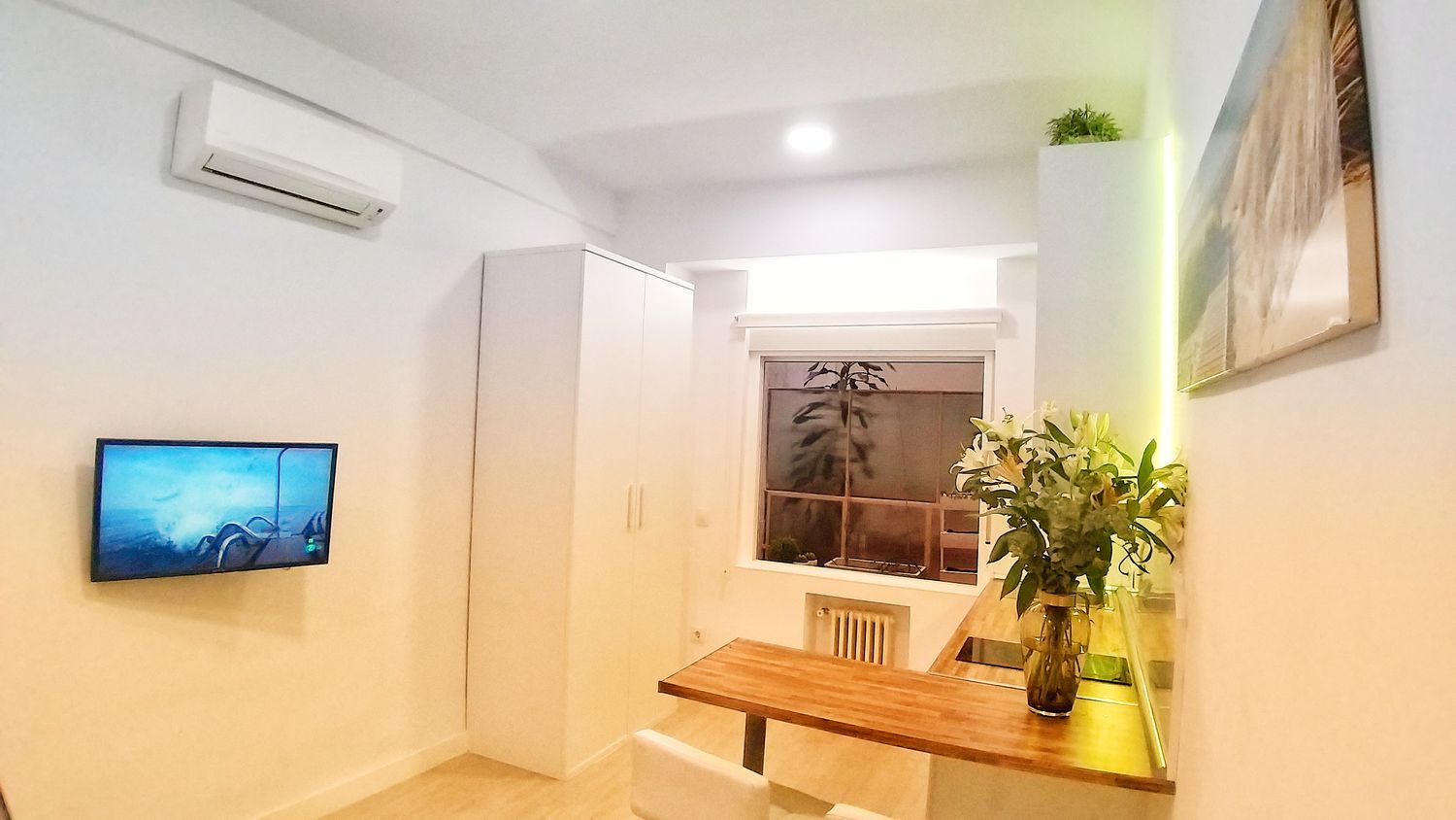 Estudio en calle de Rodríguez San Pedro, 25 - Foto 4