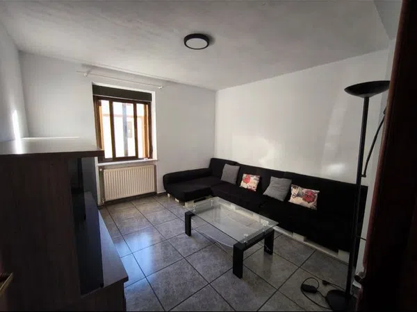 Piso en paseo de San Vicente, 12