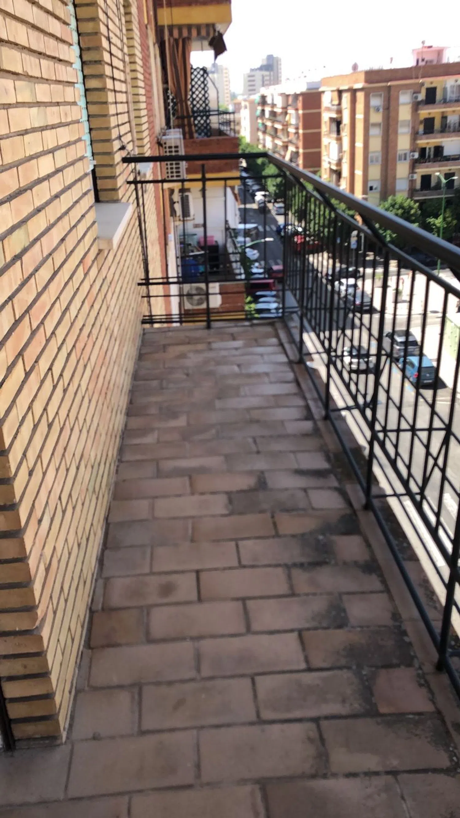 Piso en calle Castillo de Alcala de Guadaira, 11 - Foto 2