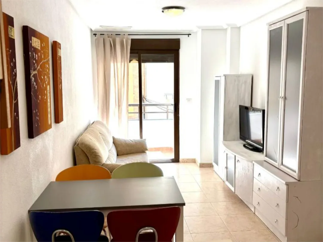 Piso en  Calle Francisco Santamaría 18