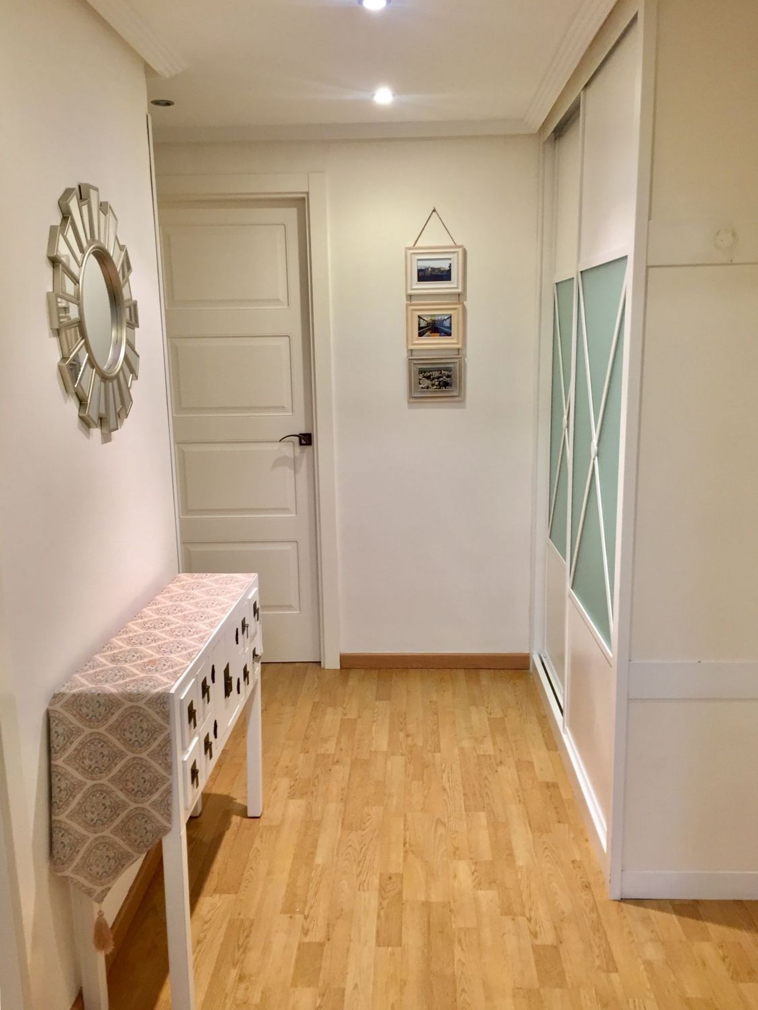 Piso en avenida Carlos V, 79 - Foto 2