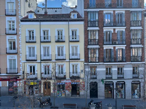 Piso en plaza de Puerta de Moros, 8