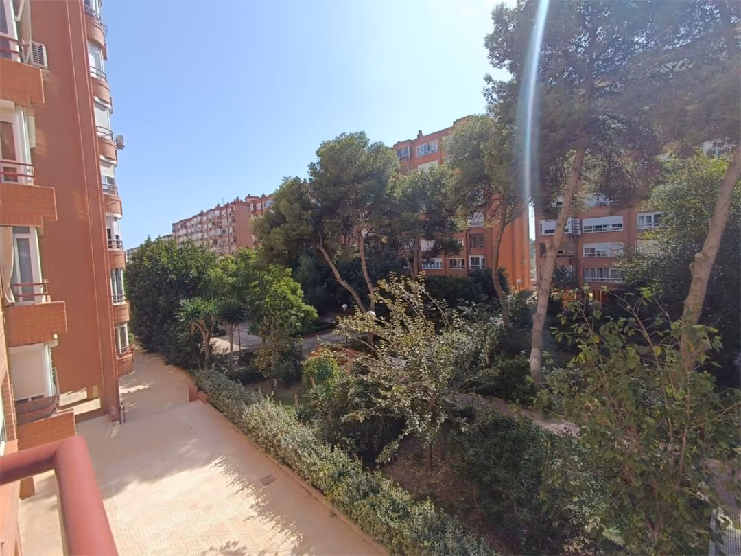 Piso en  Calle Victoria Kent Siano 32 - Foto 32