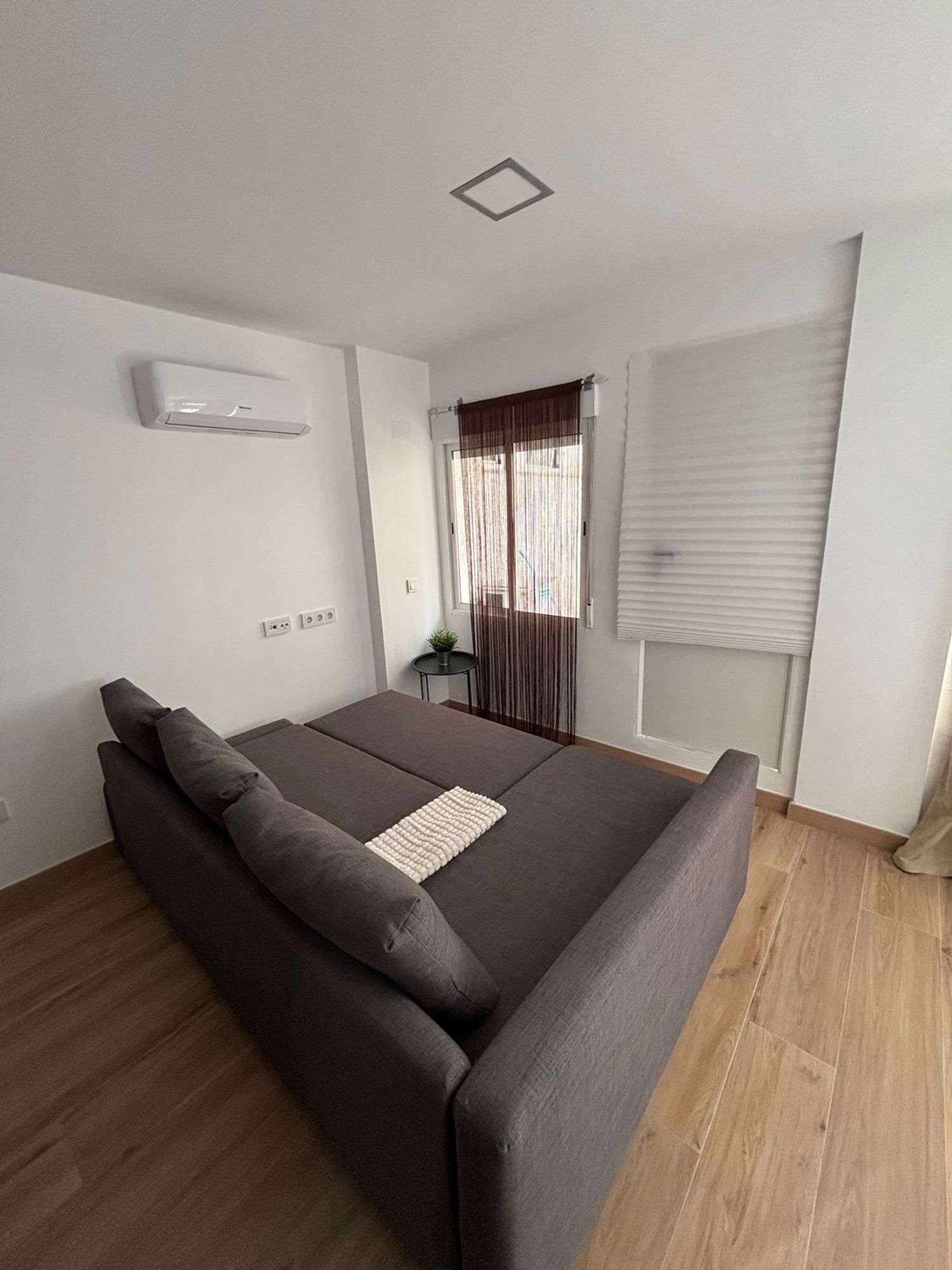 Piso en avenida Río Segura, 9