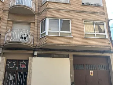Piso en  Calle 21 de Abril 8 - Foto 1
