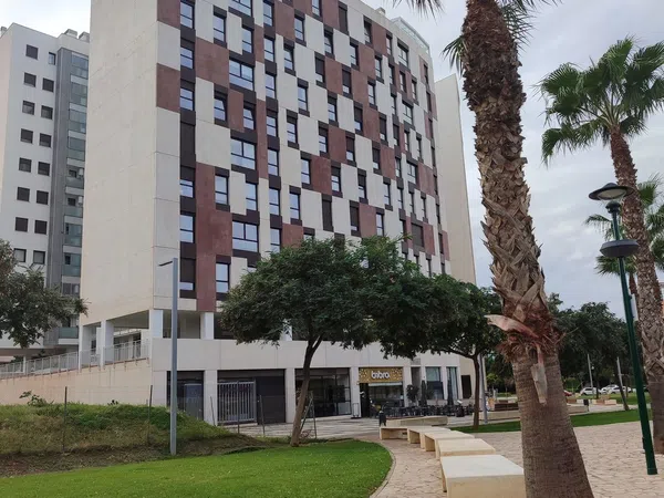 Piso en bulevar Louis Pasteur, 21