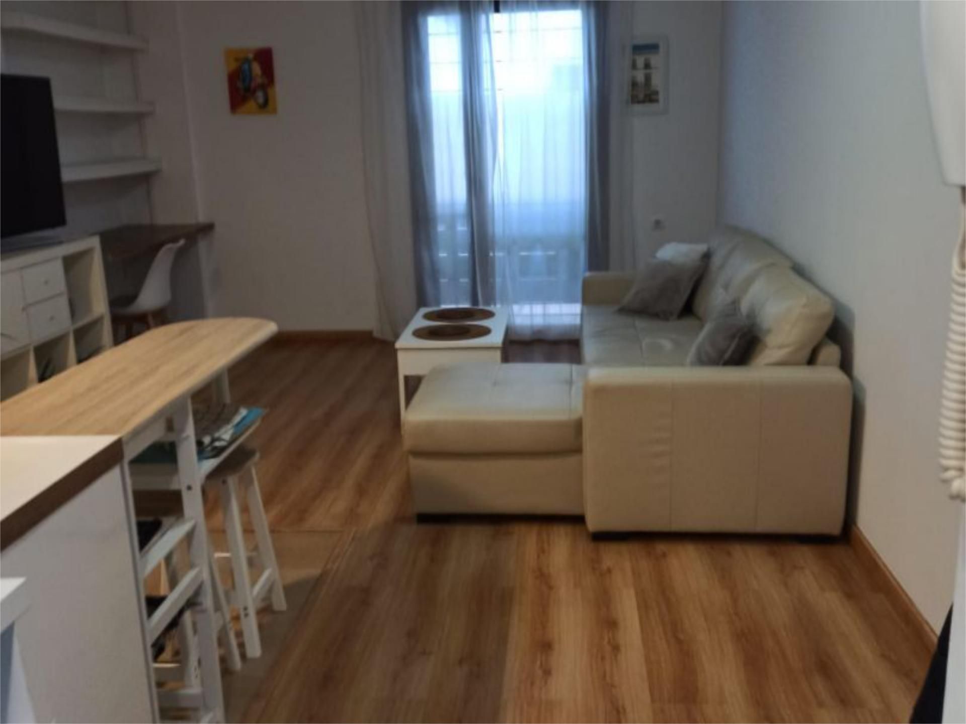 Piso en  Calle Hinojo 1