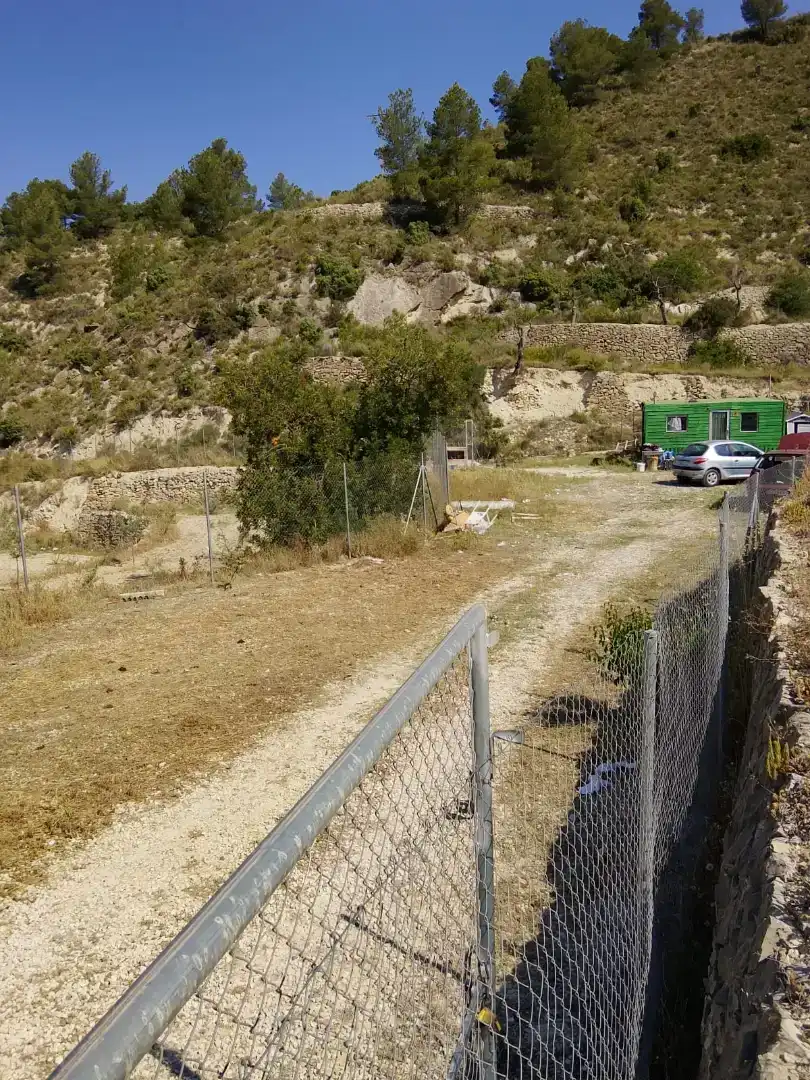 Finca rústica en  Carrer de la Mare de Déu del Miracle 16 - Foto 2