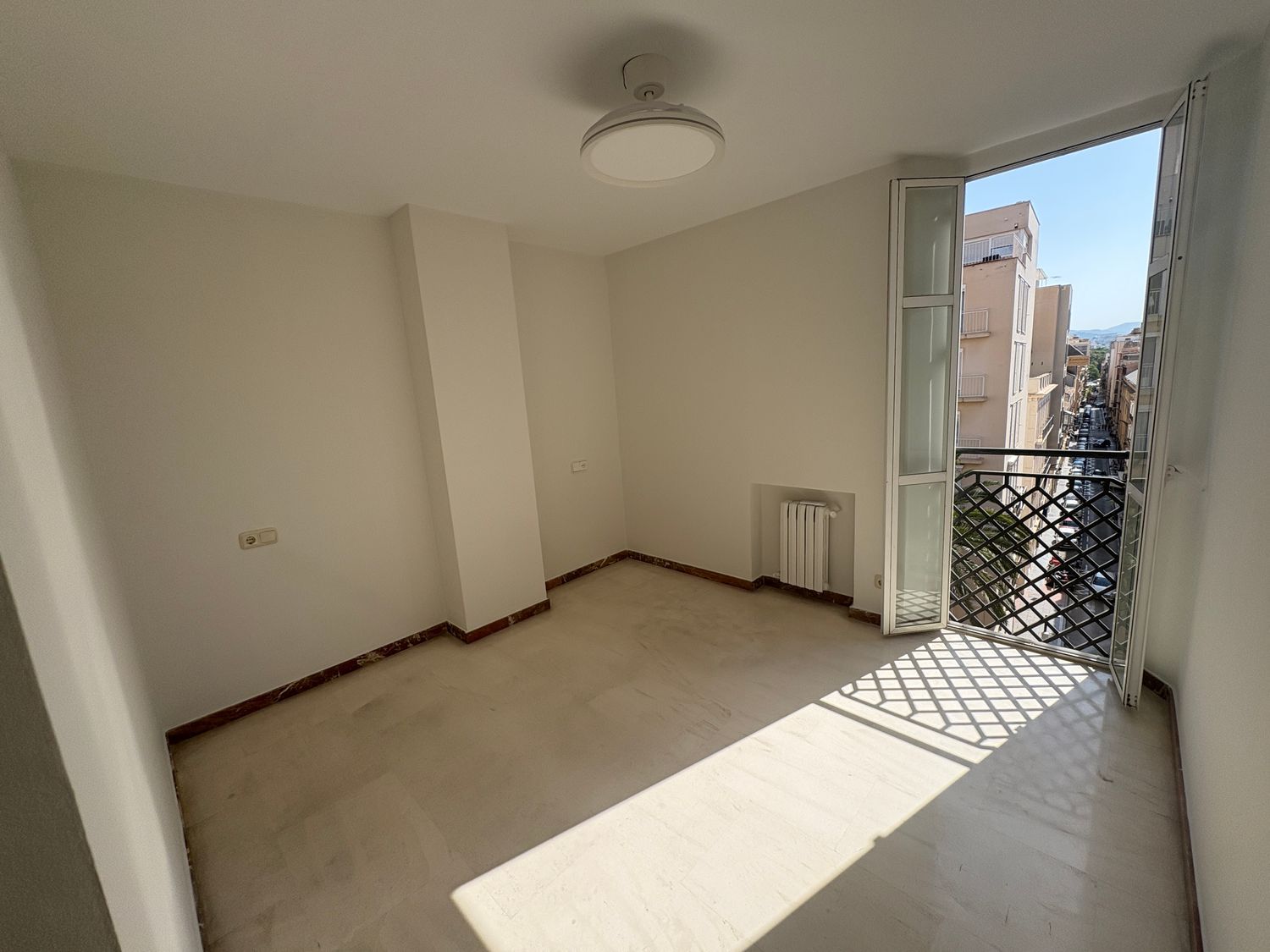 Piso en Alameda de Colón, Ensanche Centro - Soho - Foto 6