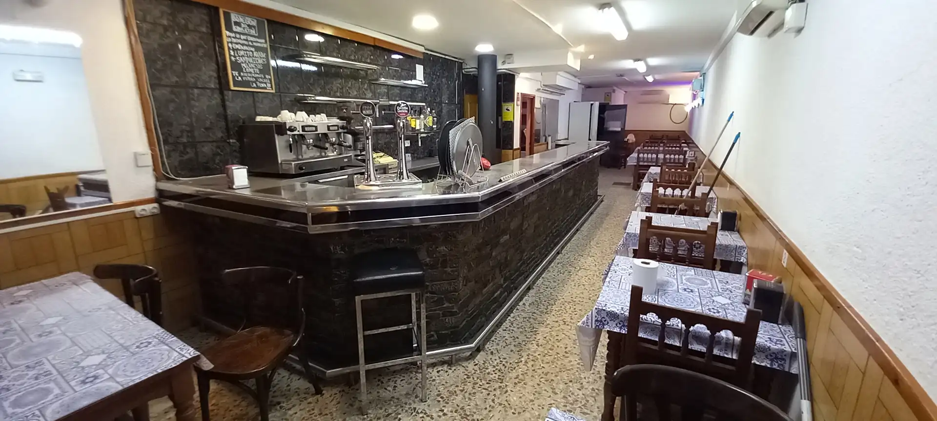 Local comercial en  Carrer de Terra Baixa - Foto 2