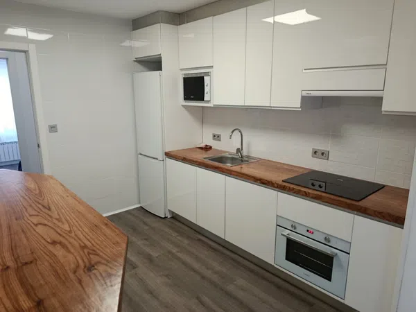 Chalet adosado en Hernan cortes, 9, Trobajo del Camino, Trobajo del Camino - Foto 2