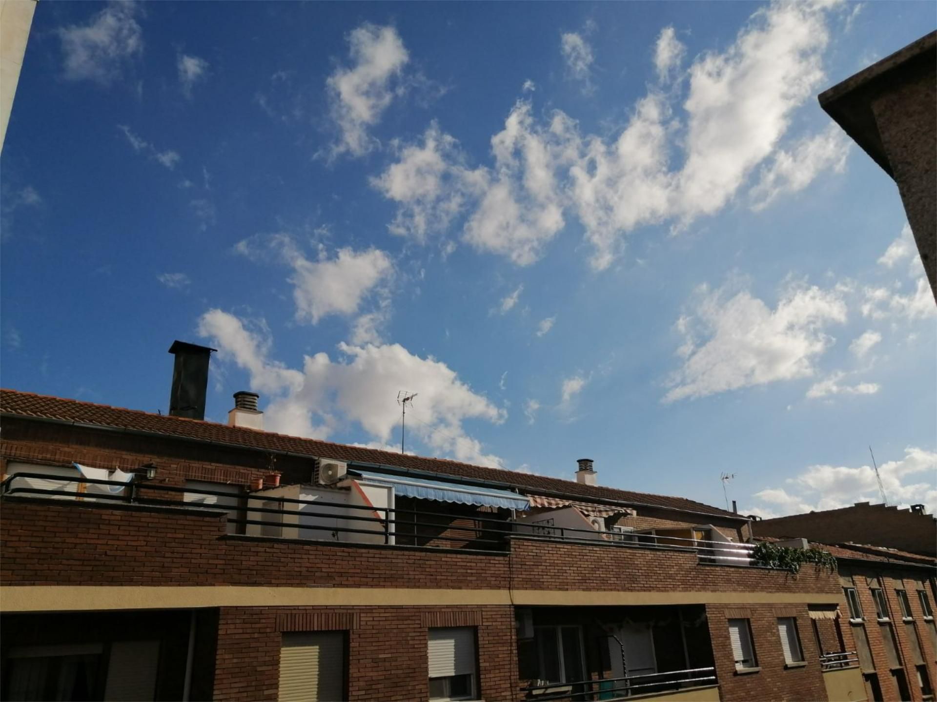 Piso en  Avenida de Villamayor 41 - Foto 2