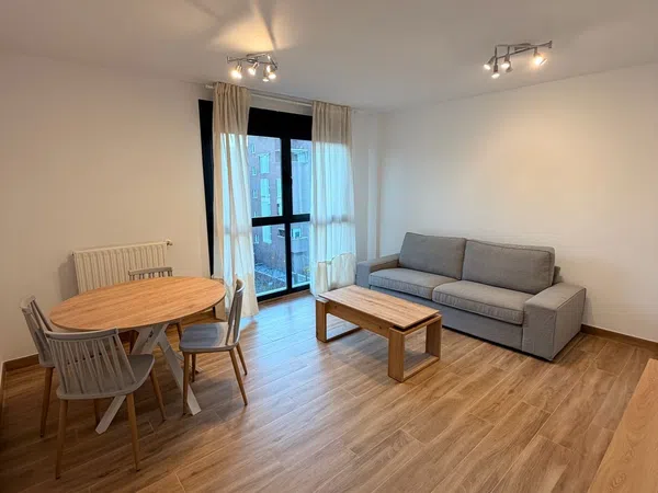 Piso en calle Beatriz Galindo, 1 - Foto 1