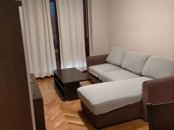 Piso en avenida Príncipe de Asturias, 108