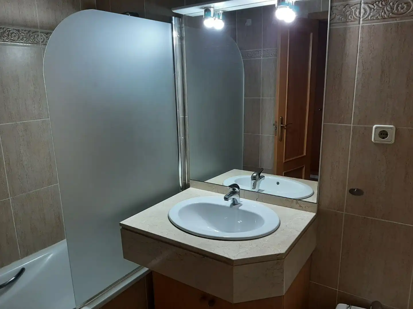 Piso en  Carrer de la Marina Baixa 5 - Foto 12