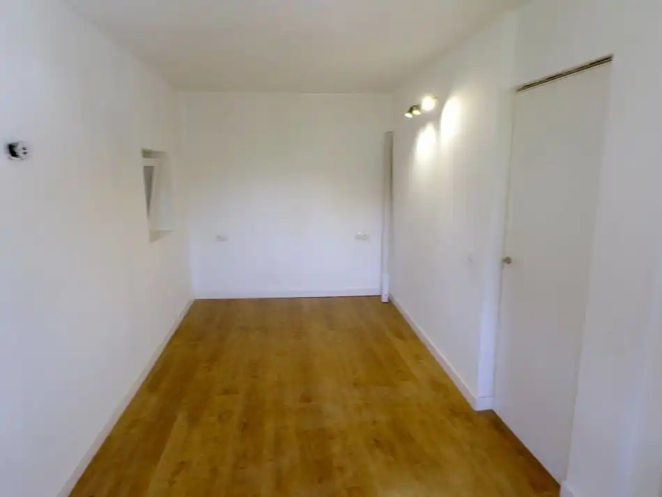 Piso en  Calle Bernaldo de Quirós 12 - Foto 10