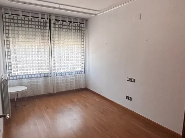 Piso en Plaza d'Espanya, 5, Zona Estación-Universidad - Foto 6