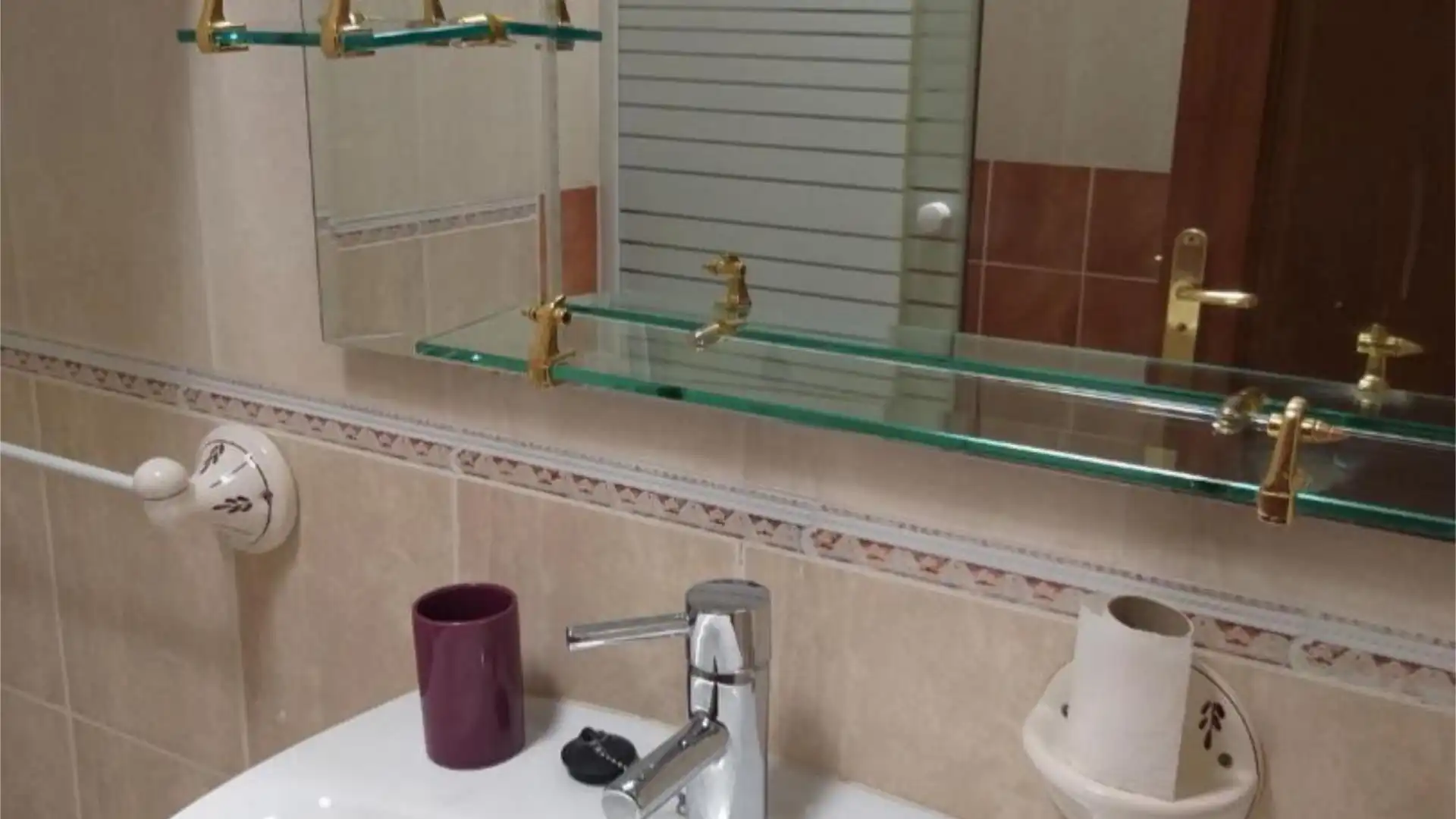 Casa adosada en  Avenida de los Majuelos 64 - Foto 8