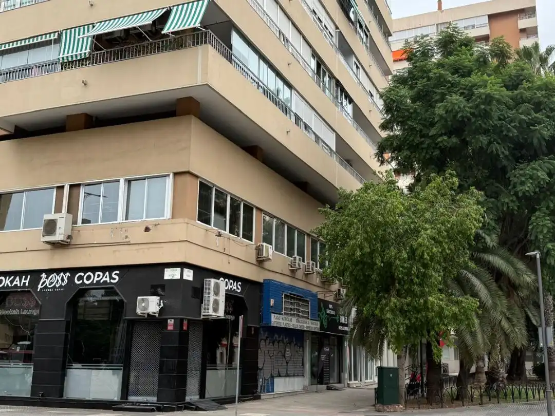 Local comercial en  Avenida de la Aurora 51 - Foto 12