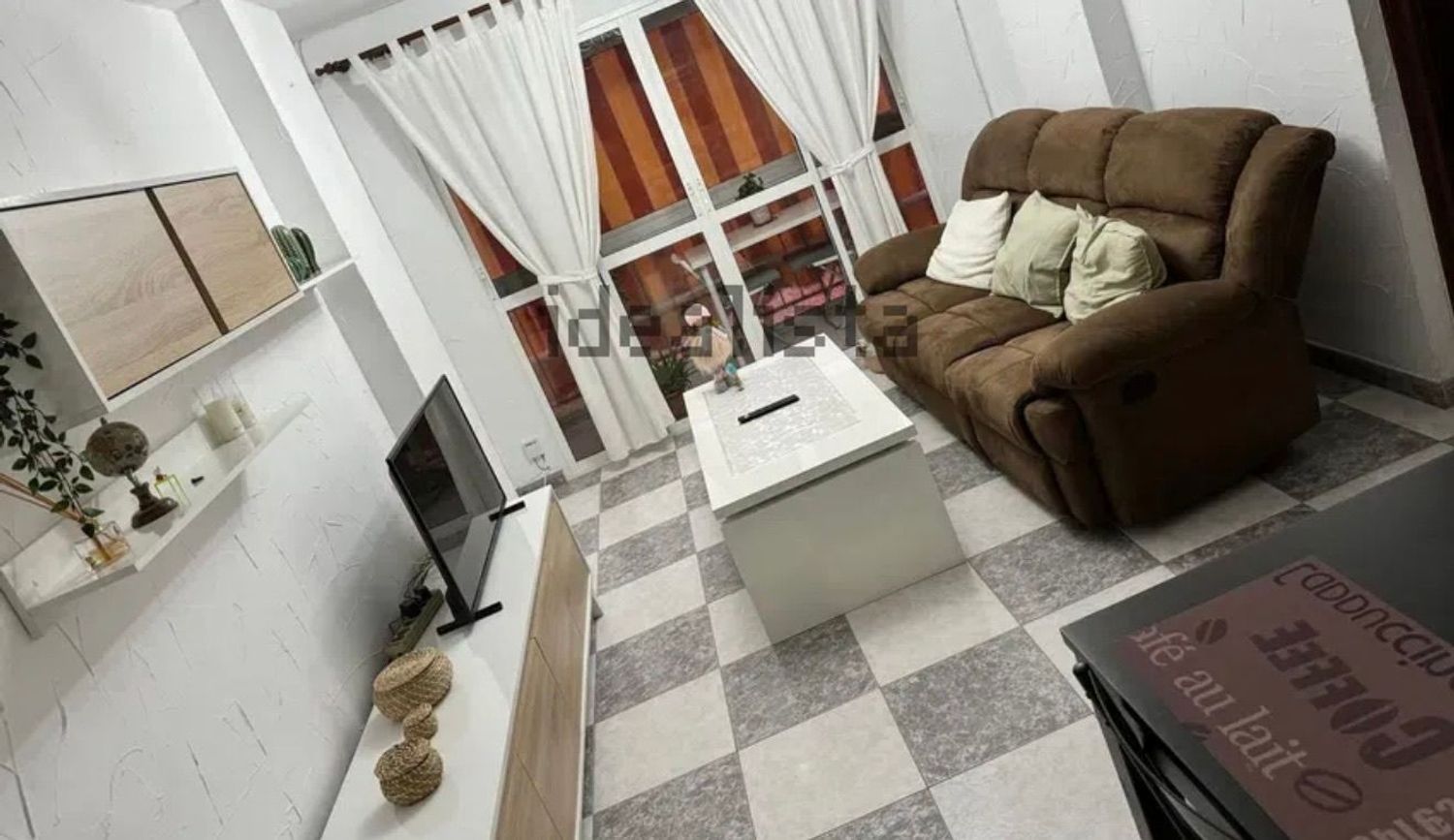 Piso en avenida de Europa, 111