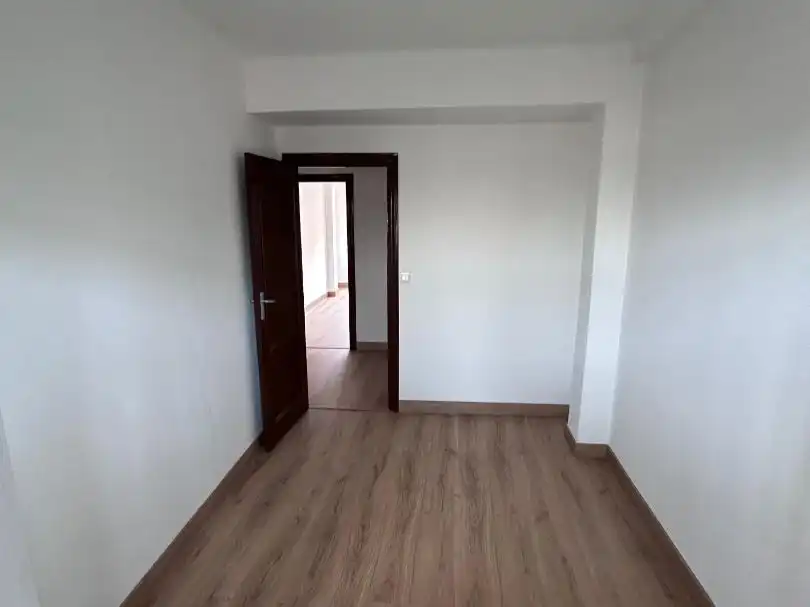 Piso en  Rúa Coutadas 80 - Foto 12