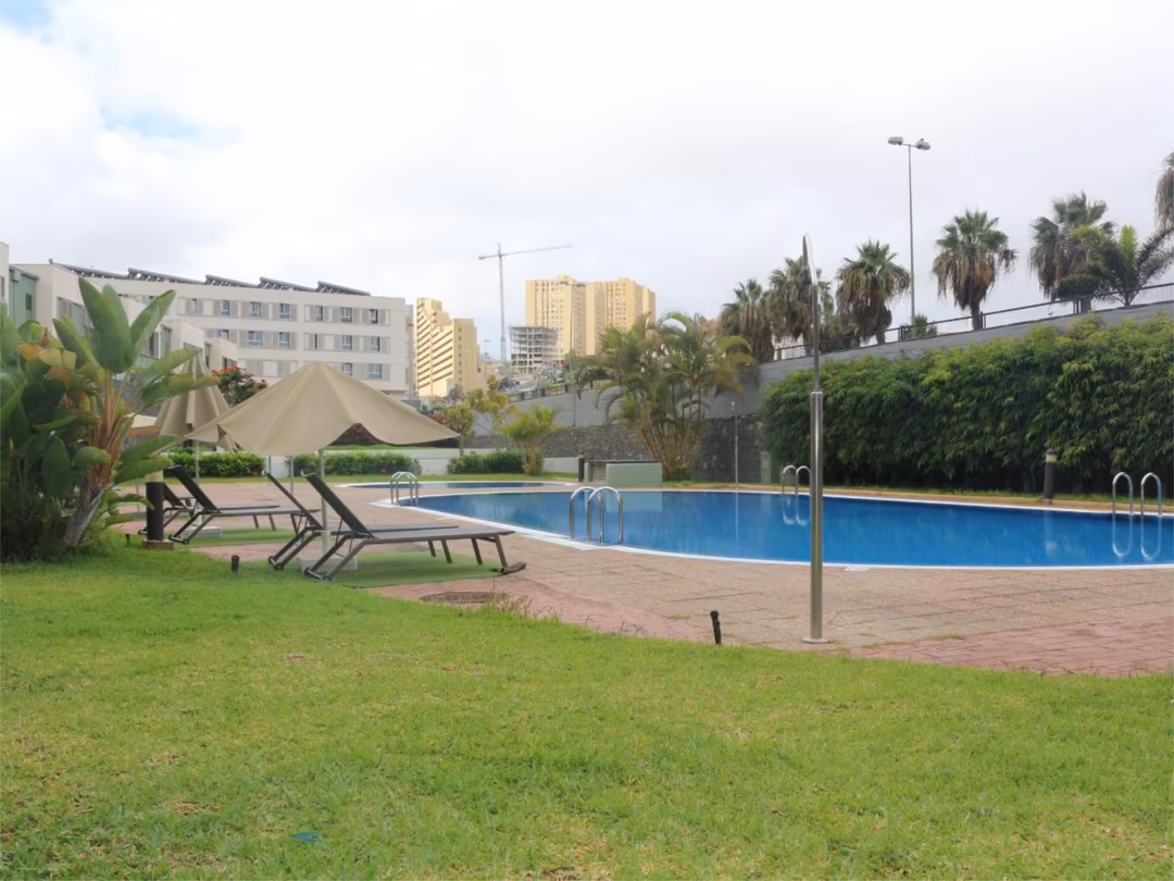 Piso en  Avenida Ansite 11