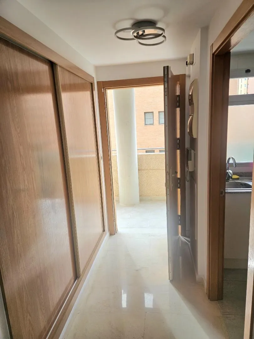 Piso en  Carrer Gregal 4 - Foto 3