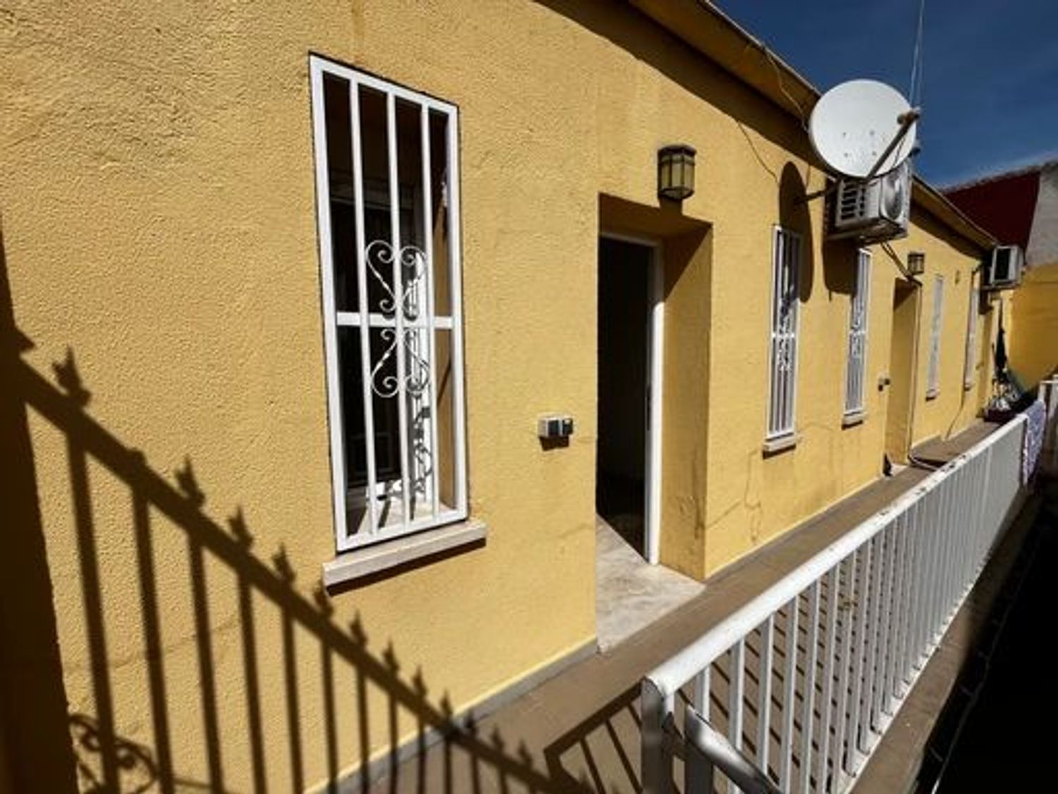 Piso en calle Salvador Martínez Lozano, 18 - Foto 2