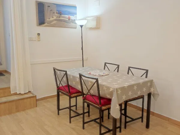 Estudio en calle del Pintor Josep Pinós, 10 - Foto 8