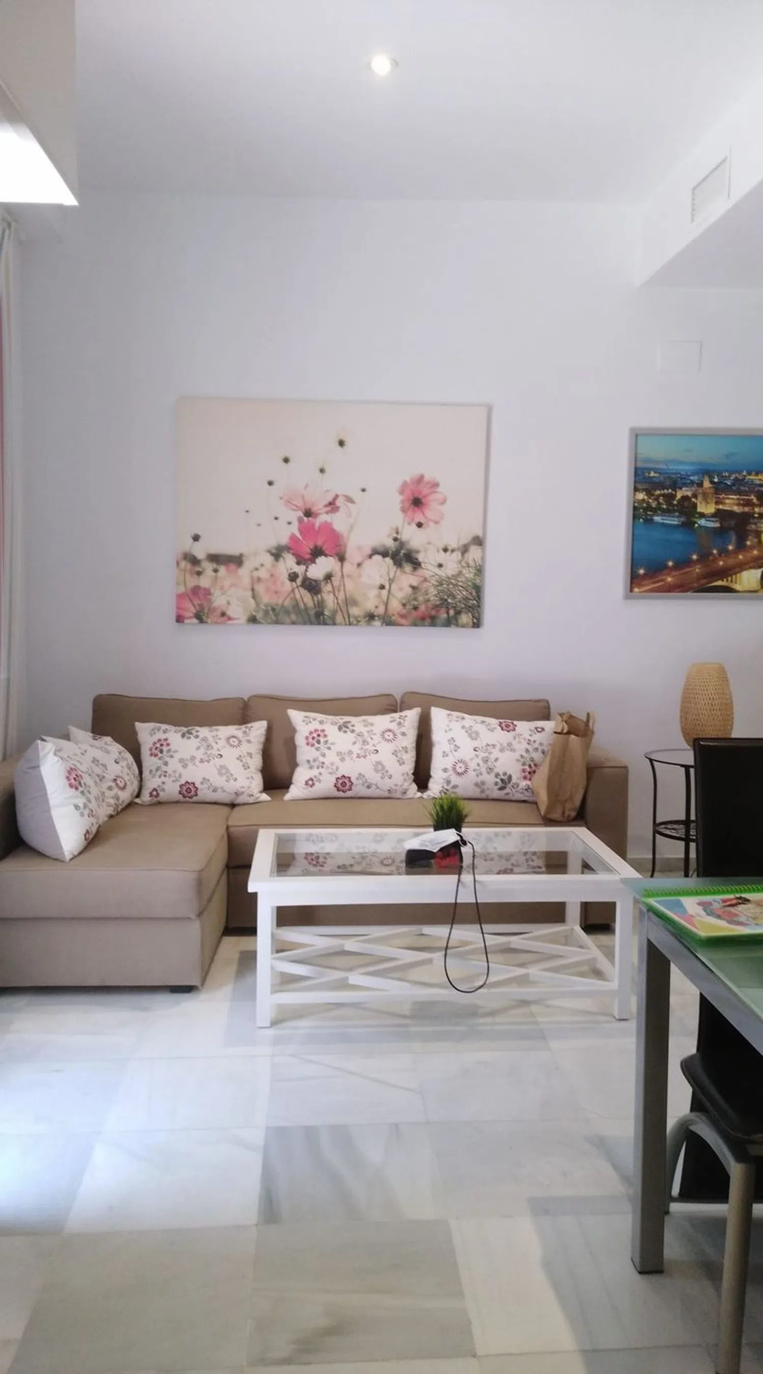 Estudio en calle castellar, 56 - Foto 1