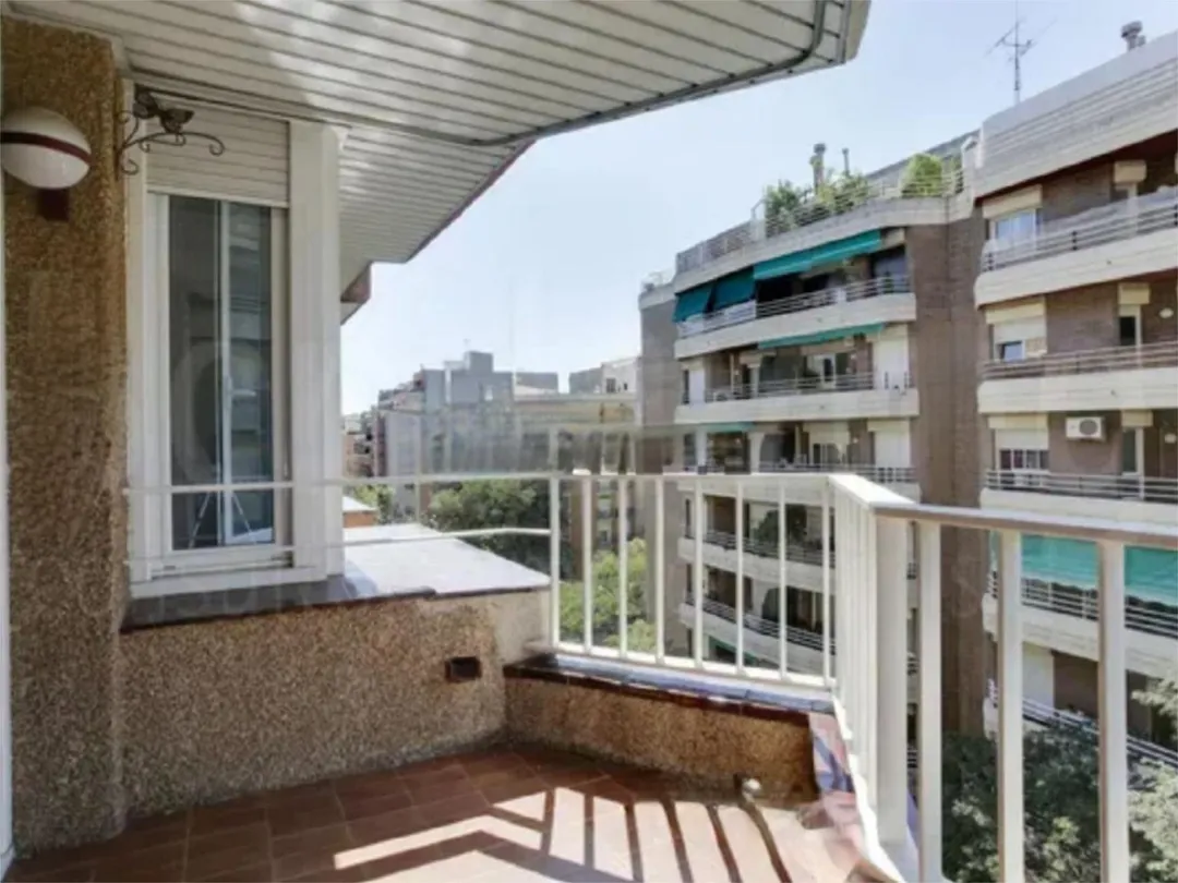 Piso en  Carrer de los Castillejos 298