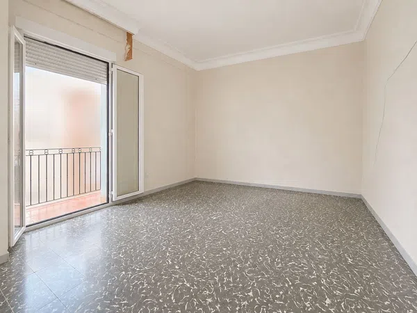 Piso en Calle de Jover, 30, Zona Hospital-Plaza del Real - Foto 2