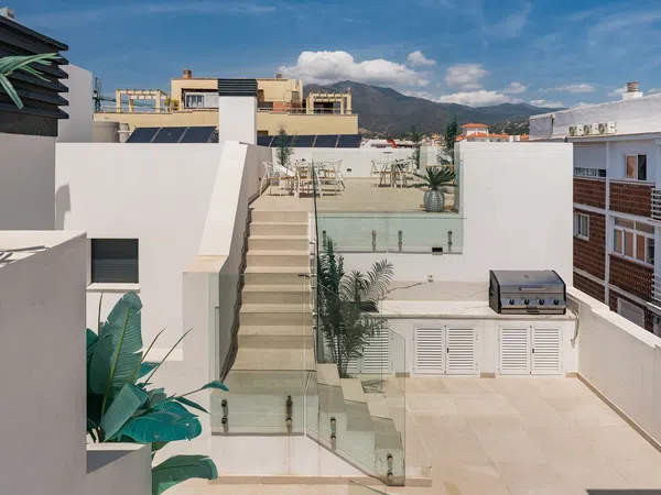 Piso en Calle Delfín, 5, Puerto de Estepona - Foto 2