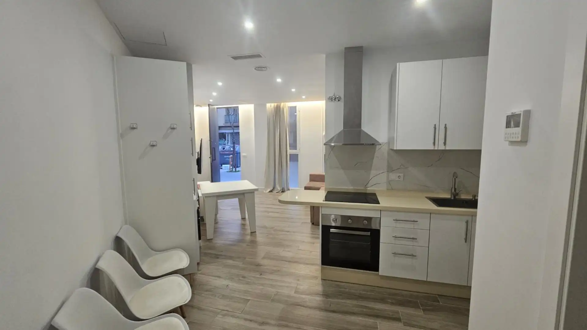 Piso en  Calle Hermano Juan Fernández 1 - Foto 4