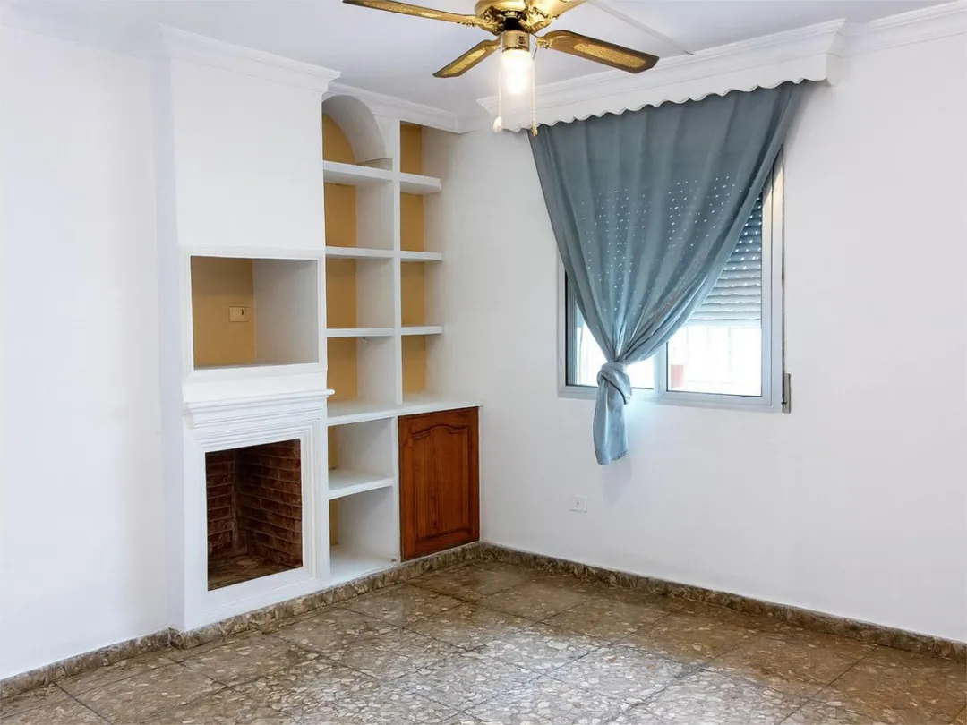 Piso en  Calle Comandante Román 2