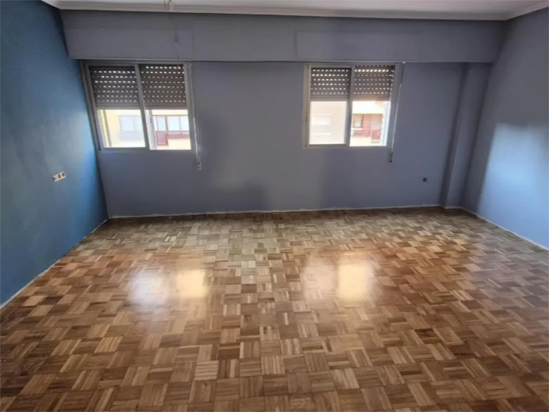 Piso en  Calle de Santander 8 - Foto 5